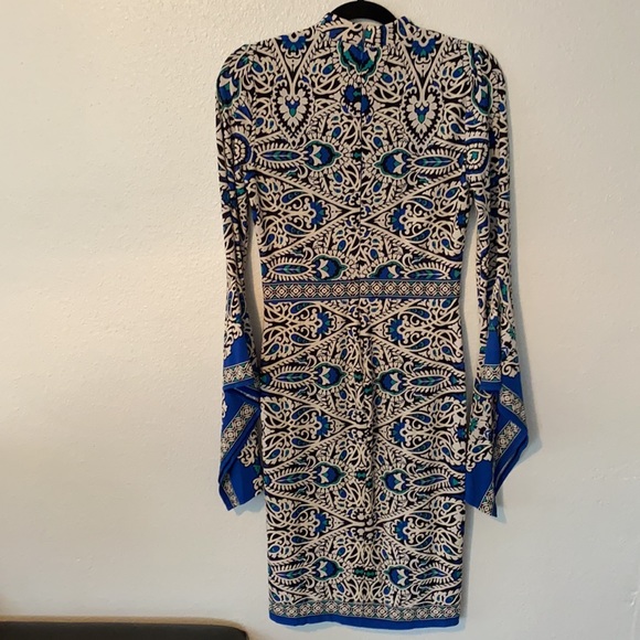 VENUS Dress - Picture 6 of 11